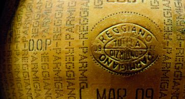 Recalled fake Parmigiano Reggiano sauce in Canada
