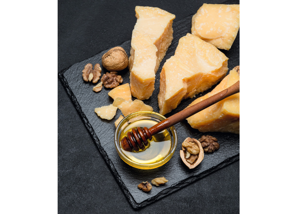 Italian cheeses-cheese
