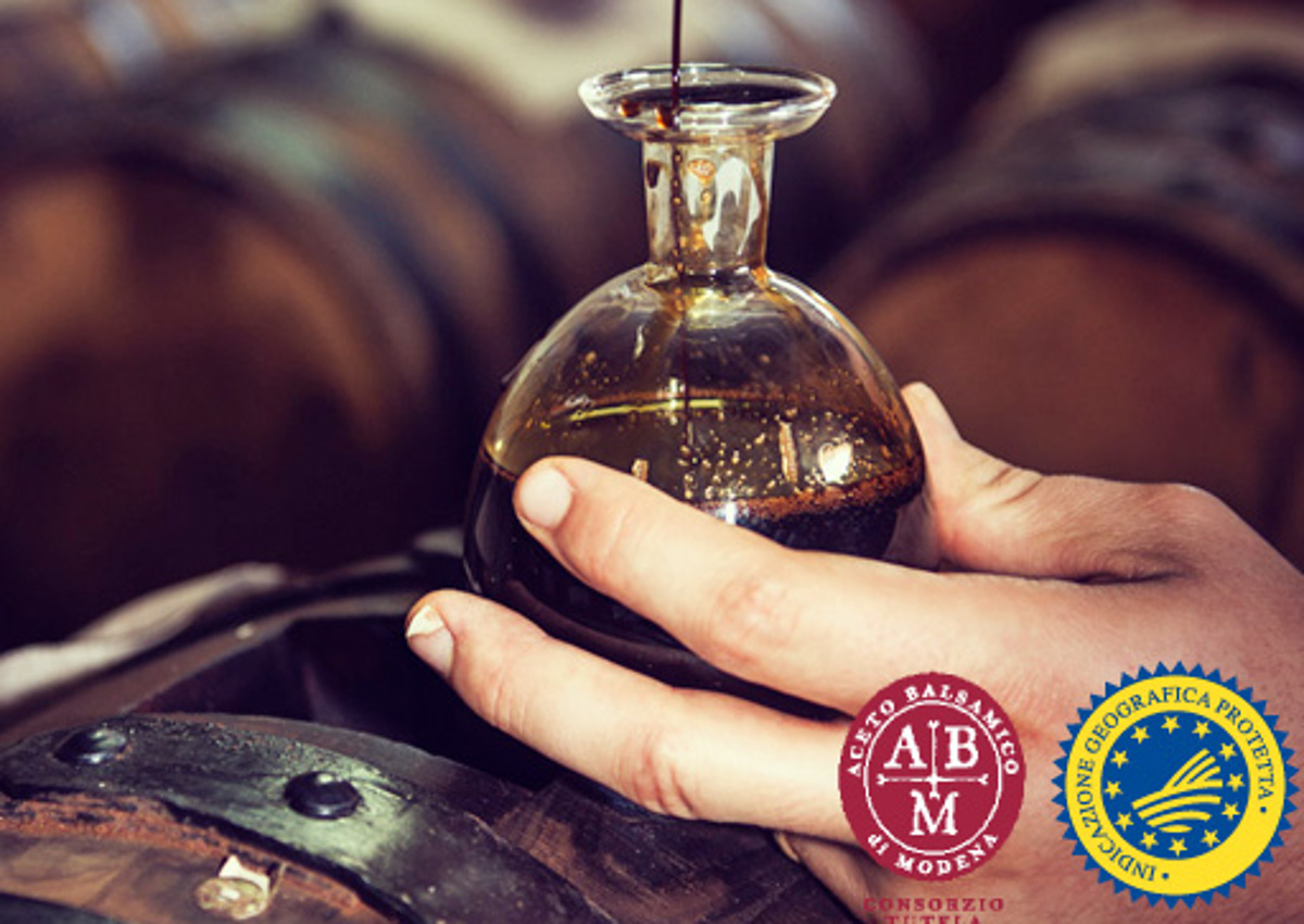 Aceto Balsamico-balsamic vinegar of Modena