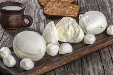 districts-China-italian cheeses-mozzarella-burrata-melted cheese-stringy cheese