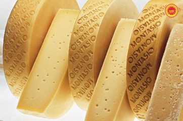 Montasio PDO, the taste of tradition pleases the market. Here’s how